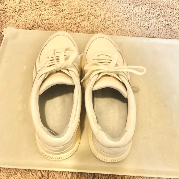 Tread By Everlane the Trainer Leather Sneakers - Picture 10 of 14